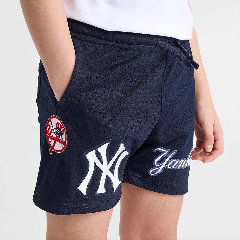 Big Kids' Pro Standard New York Yankees MLB Classics Mesh Shorts