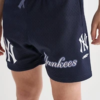 Big Kids' Pro Standard New York Yankees MLB Classics Mesh Shorts