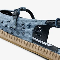 Amiee Flat