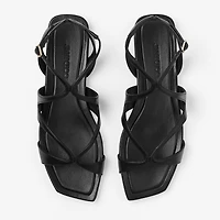 Ayla Flat