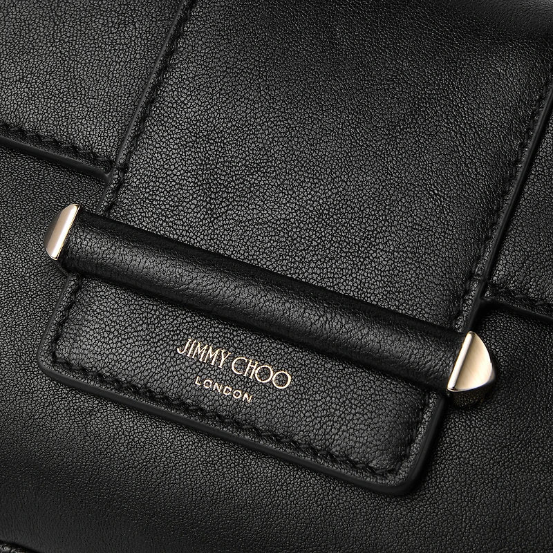 Bar Wallet With Chain