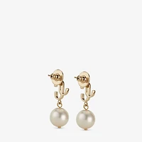 JC Pearl Earring