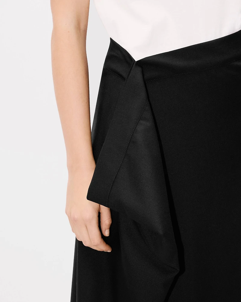 Midi skirt in virgin wool