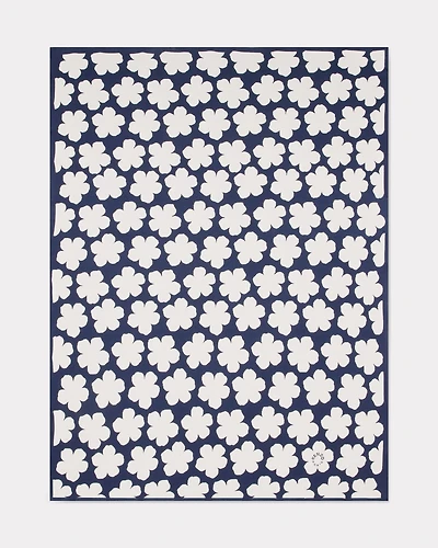 'K Hanadot' knitted blanket