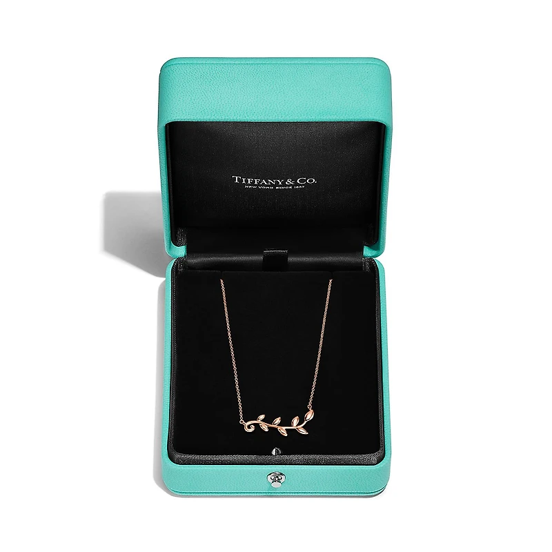 Paloma Picasso® Olive Leaf Vine Pendant 