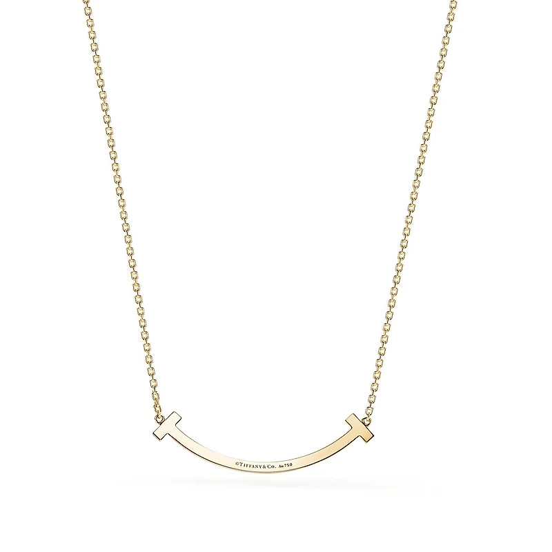 Tiffany T Medium Smile Pendant