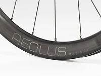 Bontrager Aeolus RSL 37V TLR Disc Road Wheel