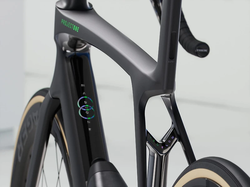 Madone SLR 9 AXS Gen 8 - 2025, X-Large