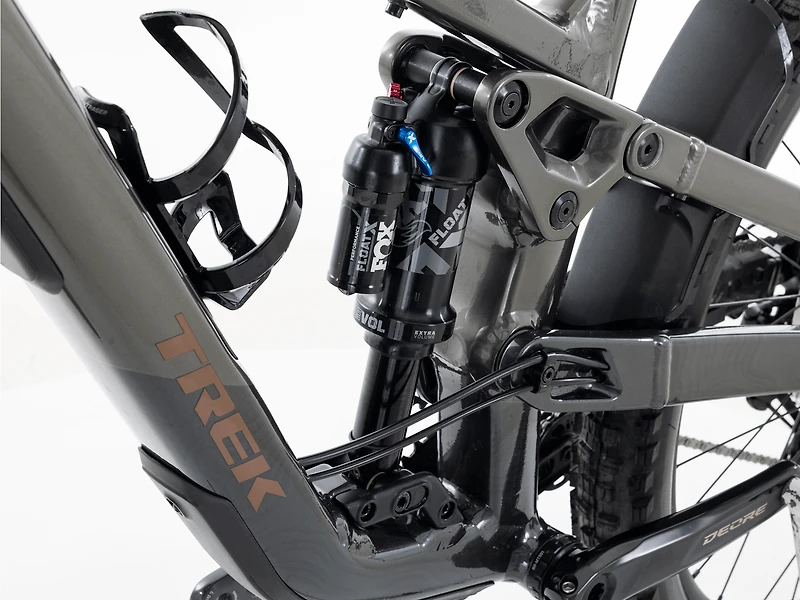 Slash 8 Gen 6 - 2025, Medium
