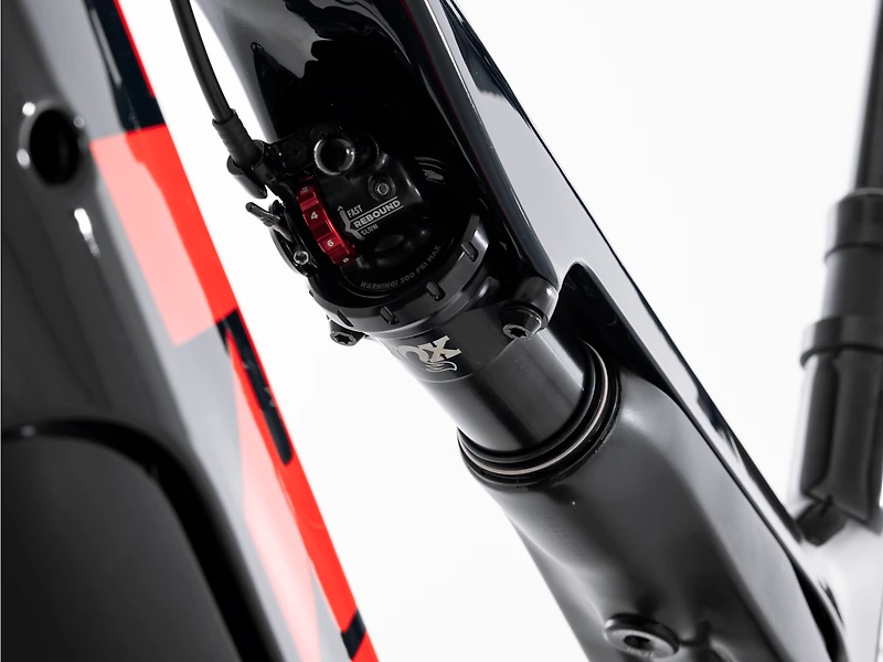 E-Caliber 9.8 GX AXS Gen 1 - 2021, Large