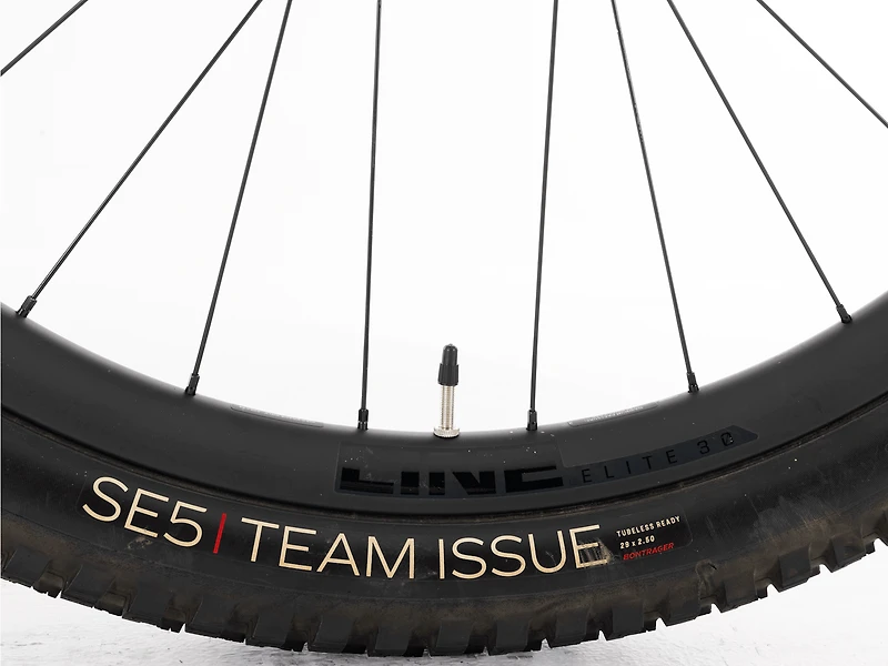 Fuel EX 9.8 XT Gen 6 - 2023, Medium/Large