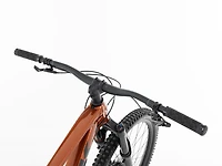 Slash 8 Gen 5 - 2023, Large