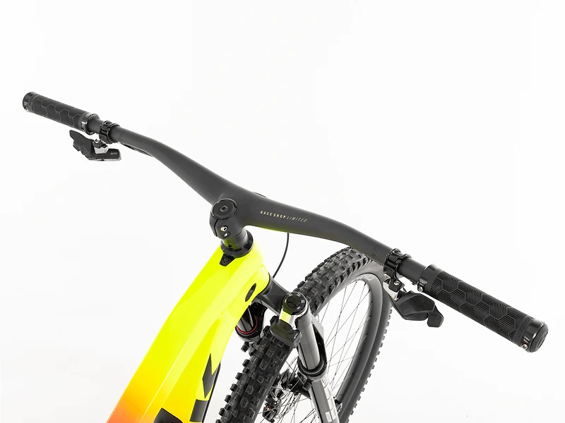 Slash 9.9 XX1 AXS Flight Attendant Gen 5 - 2022, Small