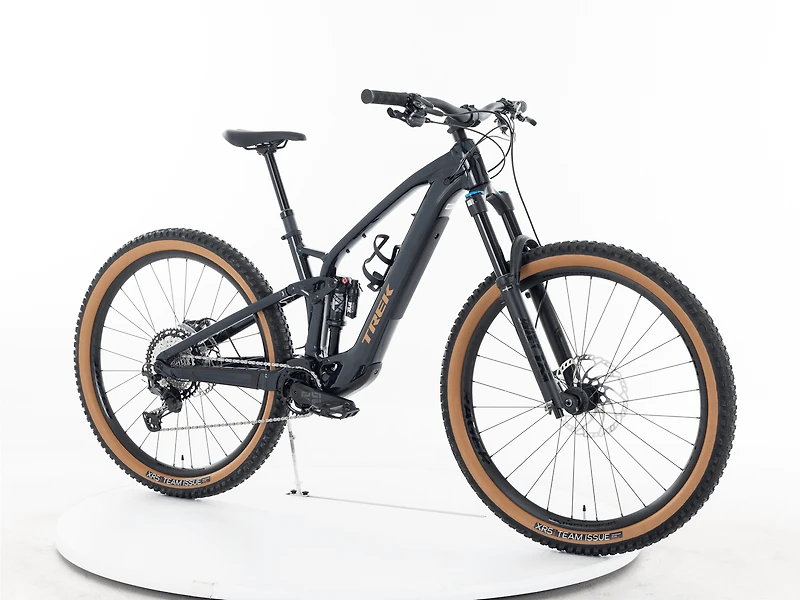 Fuel EXe 8 XT - 2024, Medium