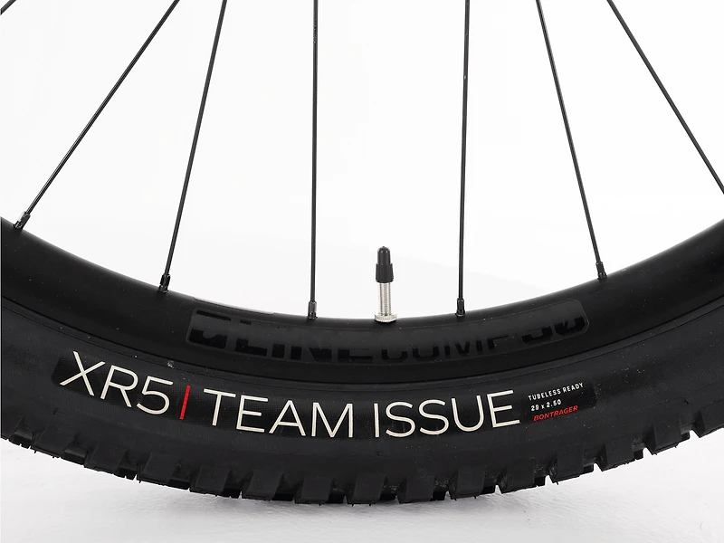 Rail 9.7 Gen 4 - 2024, Medium