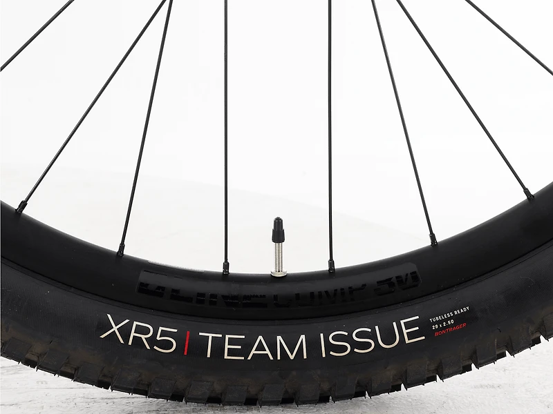 Slash 8 Gen 6 - 2025, Large