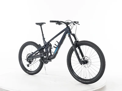 Slash 8 Gen 6 - 2025, Large