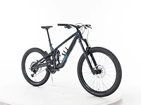 Slash 8 Gen 6 - 2025, Large