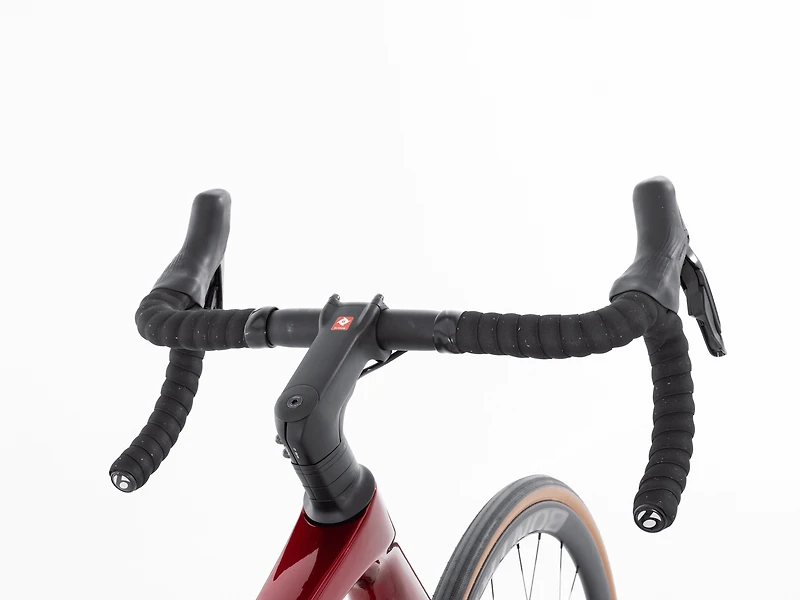 Madone SL 6 Gen 8 - 2025