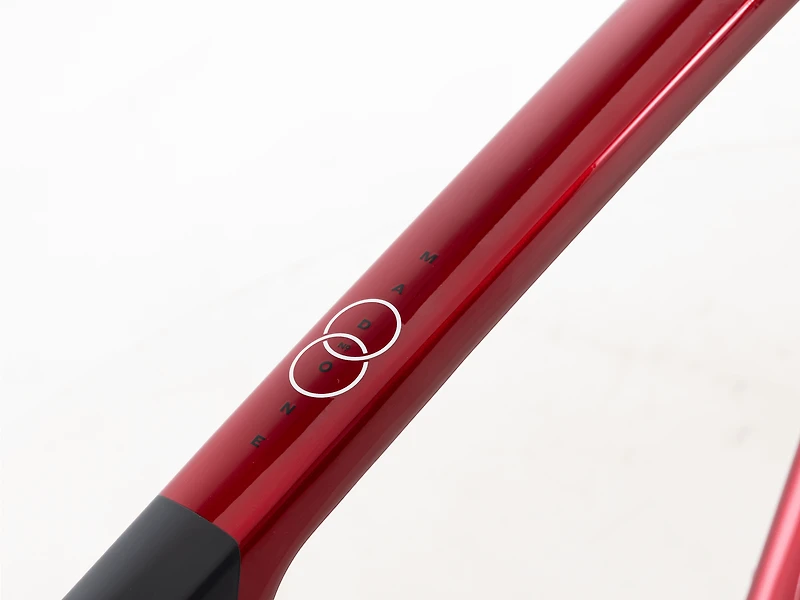 Madone SL 6 Gen 8 - 2025