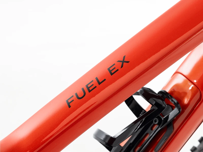 Fuel EX 9.8 X01/GX AXS Gen 6 - 2025, Medium