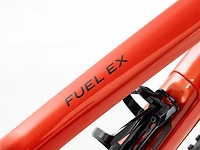 Fuel EX 9.8 X01/GX AXS Gen 6 - 2025, Medium
