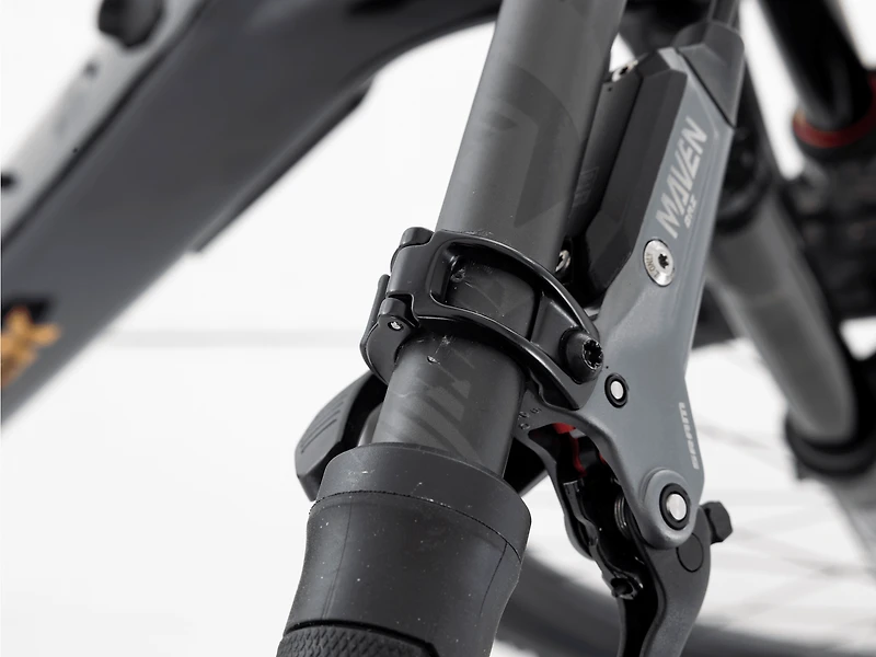 Fuel+ EX 9.8 Eagle 90 Gen 2 - 2026, Medium