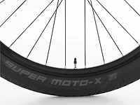 Super Commuter+ 8S - 2019, Small