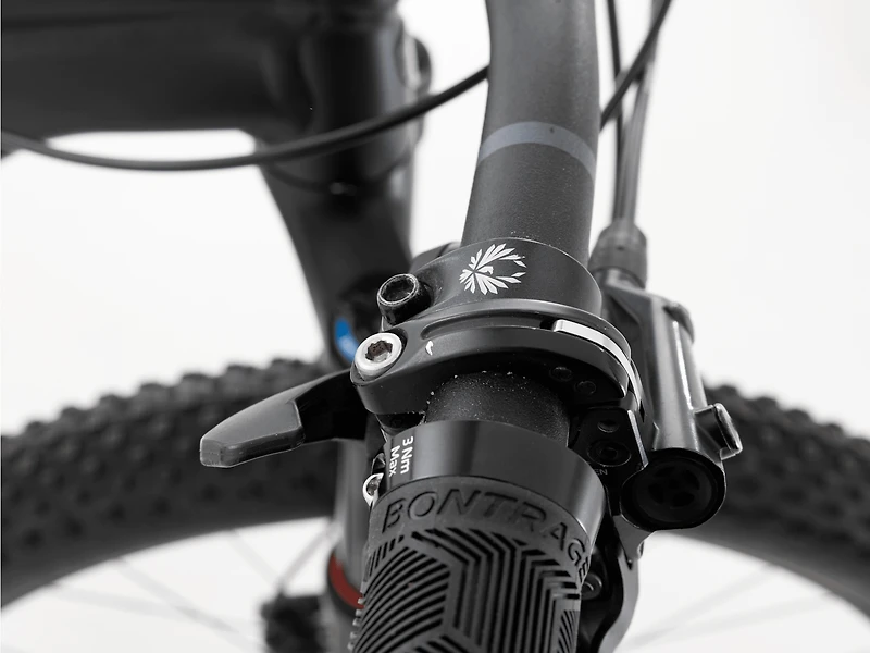 Stache 7 - 2024, Medium