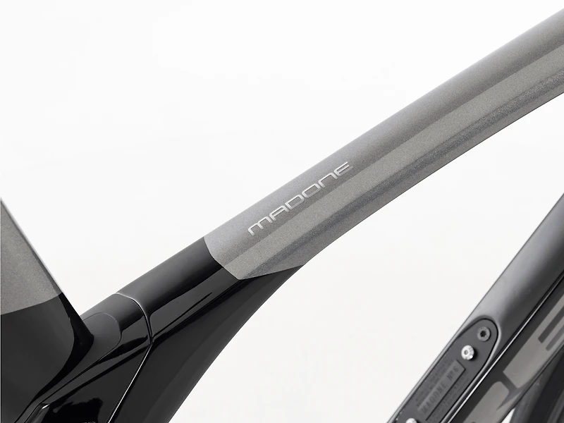 Madone SLR 7 Disc - 2020, 52cm