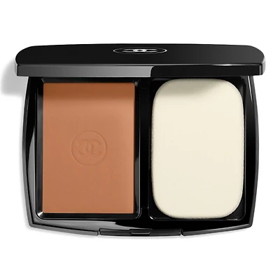 CHANEL ULTRA LE TEINT Ultrawear All-Day Comfort Flawless Finish Compact Foundation - BR132