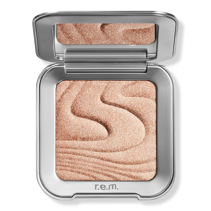 r.e.m. beauty Interstellar Highlighter Topper
