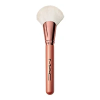 MAC 143S Bronzer Fan Makeup Brush