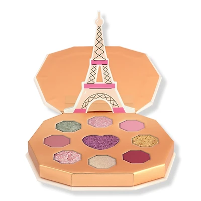 Essence Emily in Paris #MeetMeAtTheEiffelTower Eyeshadow Palette