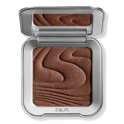 r.e.m. beauty Hypernova Satin Matte Bronzer
