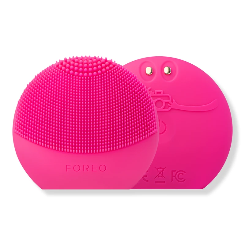 FOREO LUNA 4 Play Smart Facial Cleansing Massager - Cherry Up!