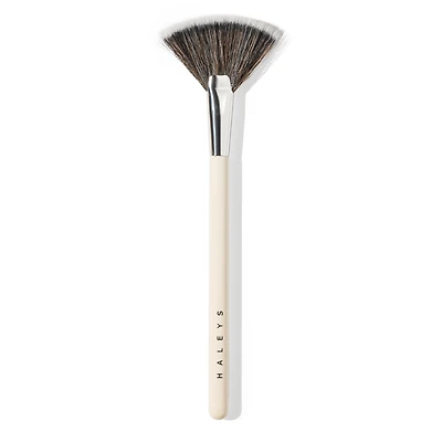 HALEYS Beauty Fan Brush