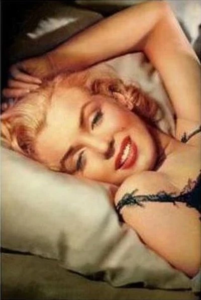 Marilyn Monroe - Pillow - NEW