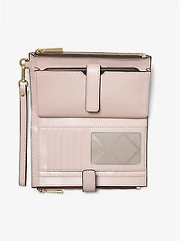 Adele Logo Smartphone Wallet