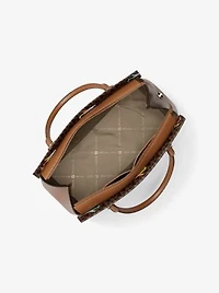 Marilyn Signature logo