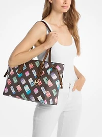 Voyager Large Printed Signature Logo Tote Bag