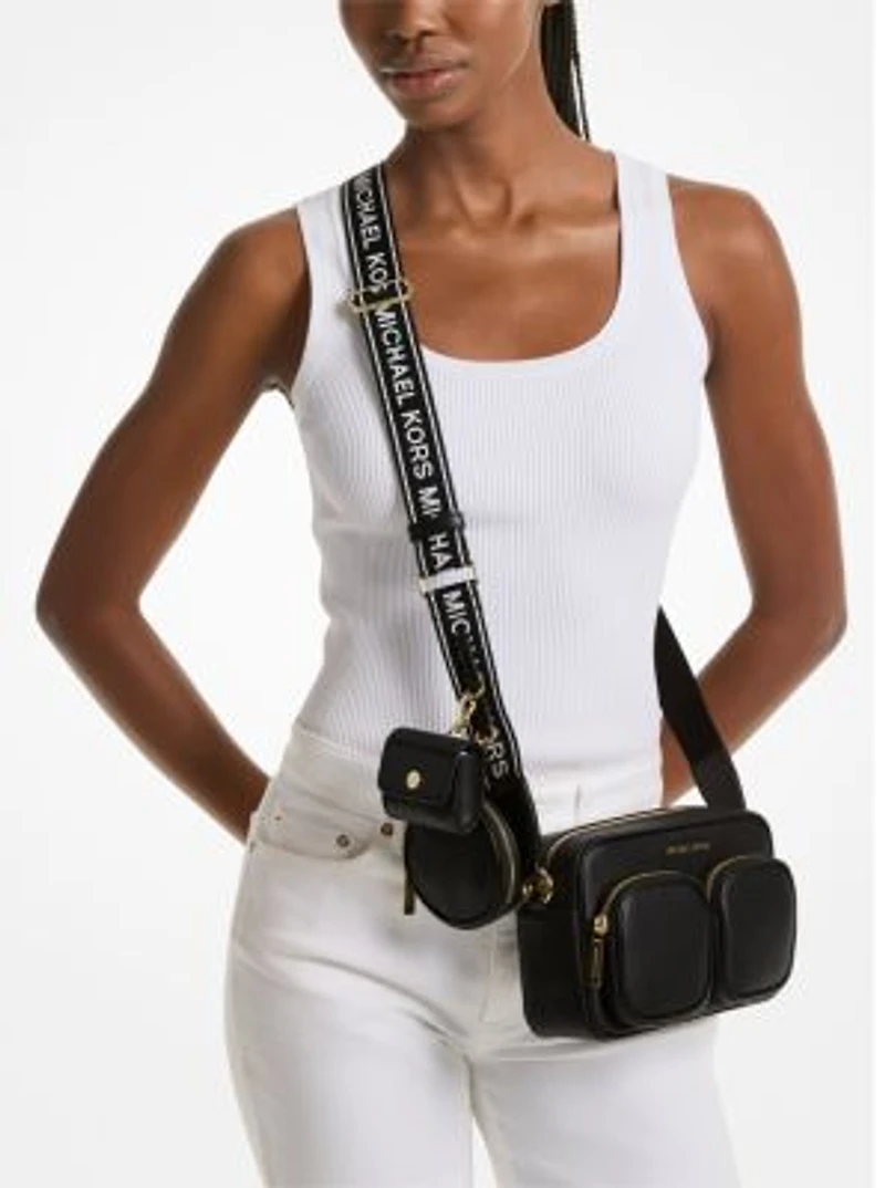 Jet Set Travel Medium Leather Messenger Bag