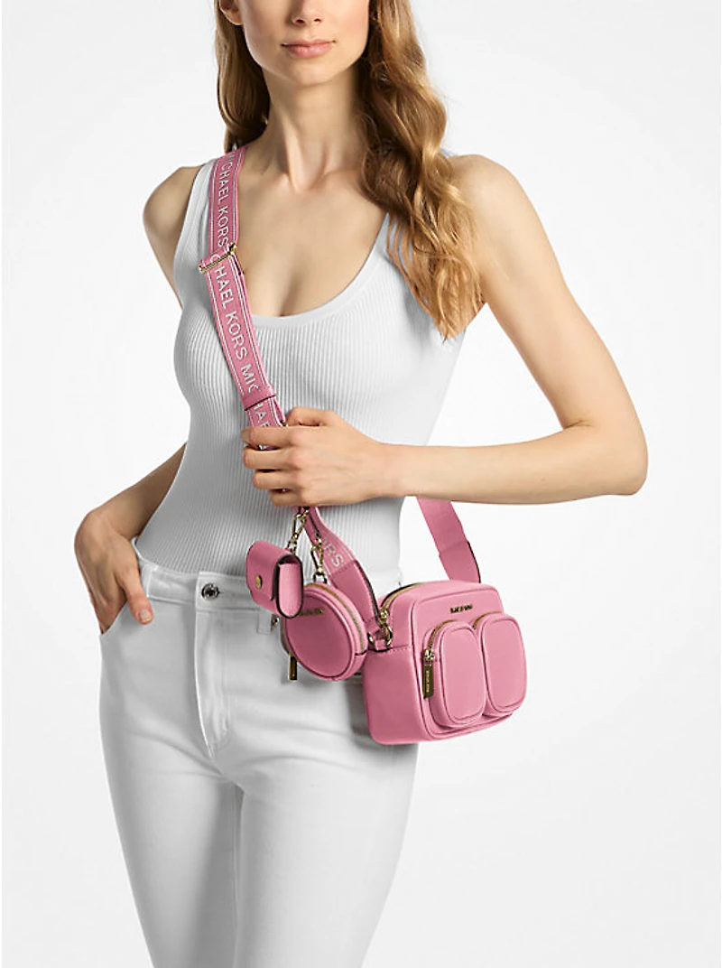 Jet Set Travel Medium Leather Messenger Bag