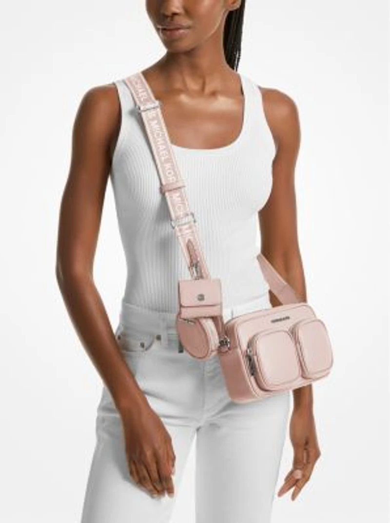 Jet Set Travel Medium Leather Messenger Bag