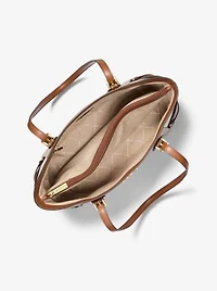 Voyager Signature logo