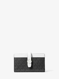 Greenwich Medium Signature Logo Wallet