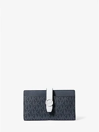 Greenwich Medium Signature Logo Wallet
