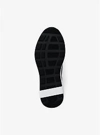 Trevor Mixed-Media Trainer