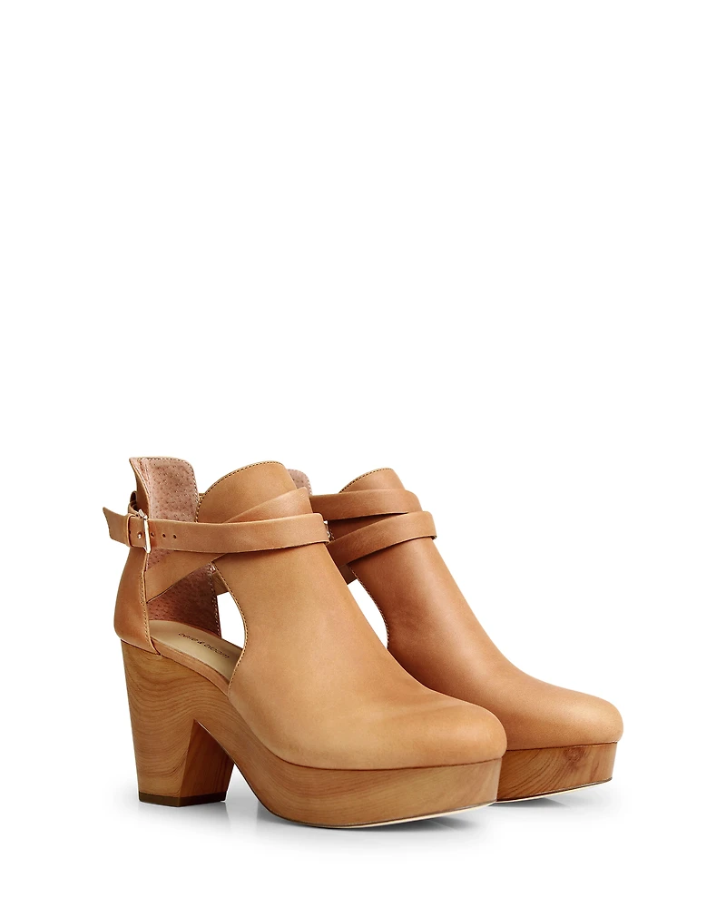 Belle & Bloom Fearless Clog Ankle Boot