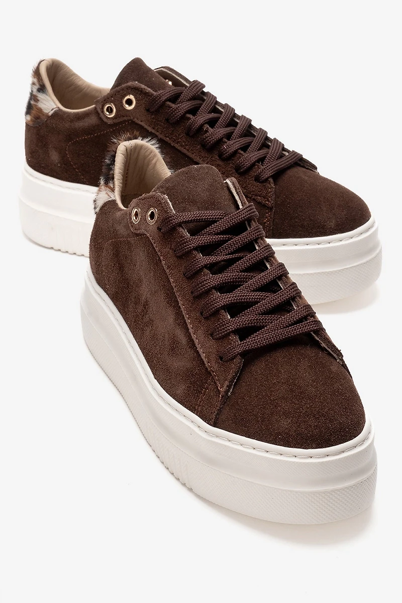 Forever & Always Womens Nera Leather Casual Sneaker